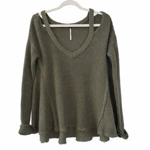 Free People Moonshine Cold Shoulder Sweater XS Oversized Olive Waffle Knit Boho
